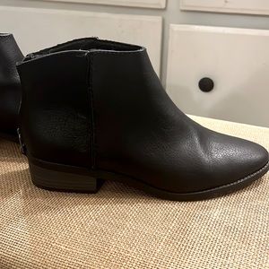 Universal Thread Black Leather Booties